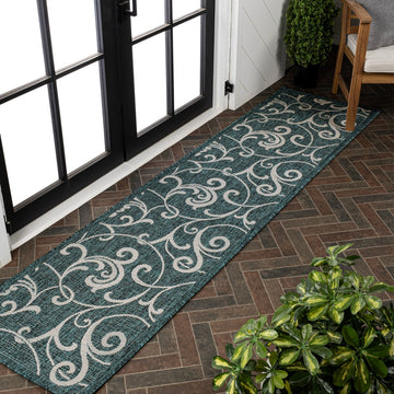 Maribel Traditional Classic All-Over Scroll Area Rug
